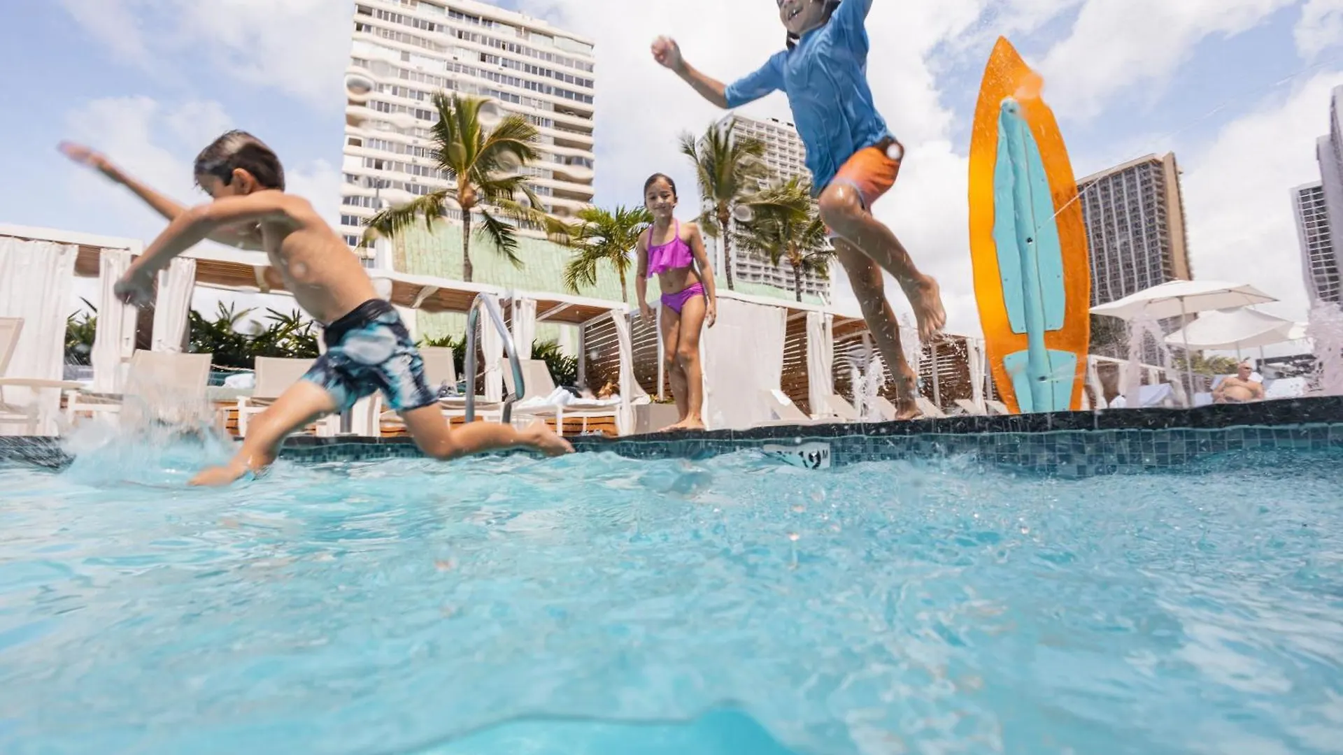 Waikiki Beach Marriott Resort & Spa Гонолулу 4*,  США