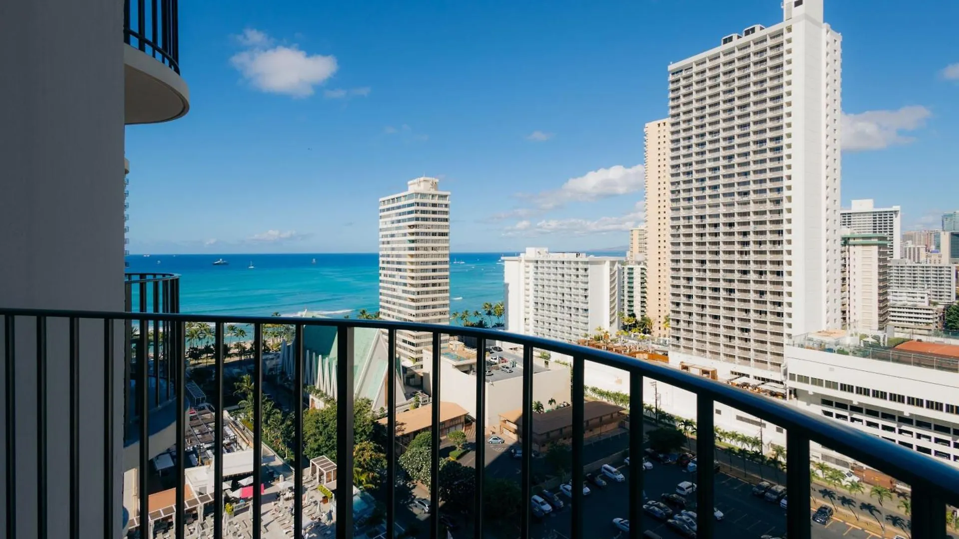 Waikiki Beach Marriott Resort & Spa Гонолулу 4*,