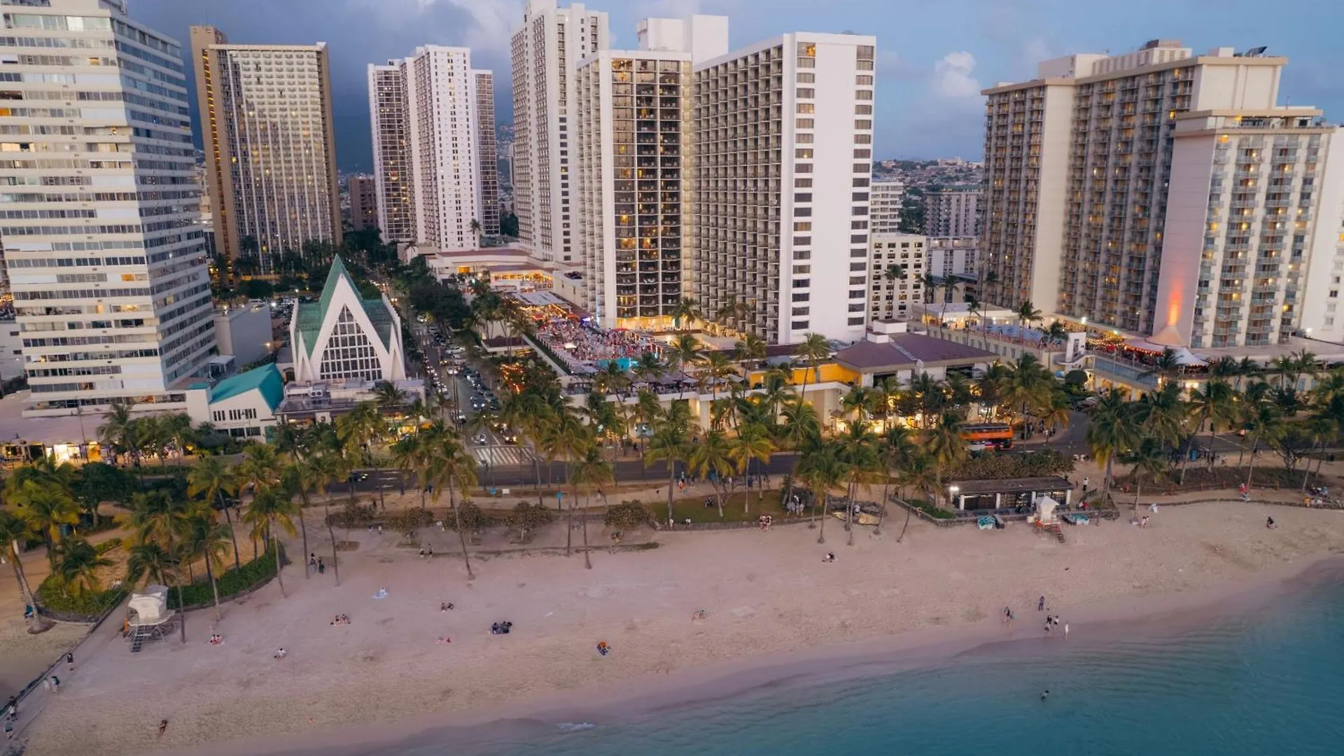 Waikiki Beach Marriott Resort & Spa Гонолулу 4*,  США